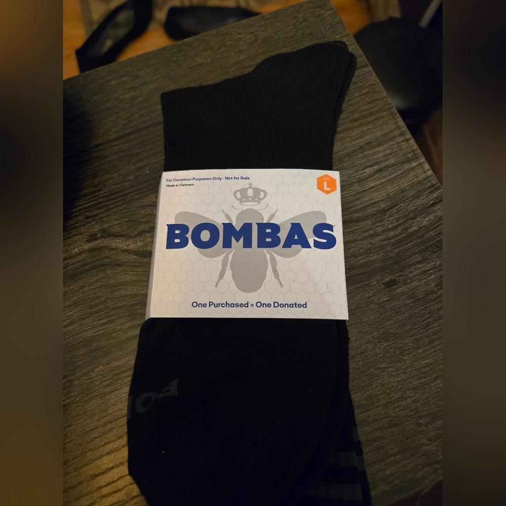 Bombas Size Large Black Socks